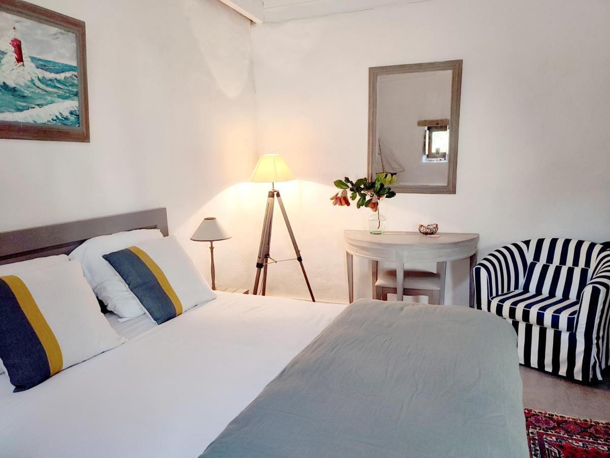 La Tisserande : Maison D'Hotes Creative & Ecologique Saint-Thégonnec Dış mekan fotoğraf